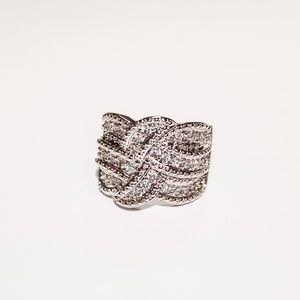 𝒫𝑟𝑖𝑛𝑐𝑒𝑠𝑠 𝒞𝑢𝑡 𝒲h𝑖𝑡𝑒 ℛ𝑖𝑛𝑔